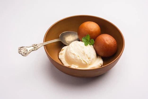 Gulab Jamun with Vanilla Ice Cream (1 pc)